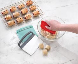 3-in1 Pastry Scraper Set (Conjunto de raspador para pasteles (3 en1)) — view details