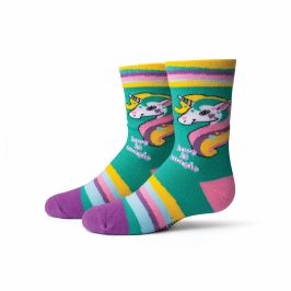 Love is Magic – Big Feet (Amor es magico) — view details