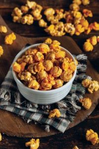 Caramel & Cheddar Popcorn Mix (Palomitas de caramelo y queso palomitas) — view details