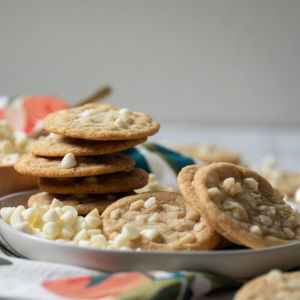 White Chocolate Macadamia Nut | 2.25 lb Tub Cookie Dough — view details